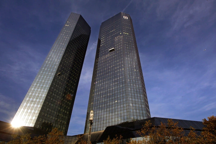 Grundkapital ist das Kapital (Geld, Immobilien, Maschinen etc.), das bei der Gründung einer Aktiengesellschaft eingebracht werden muss, in Österreich mindestens 70 000 Euro.