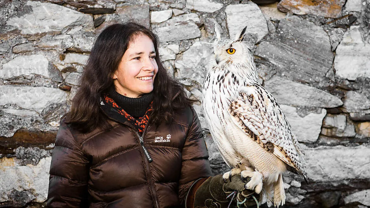 Judith Glück und das bekannteste Symbol für Weisheit: die Eule