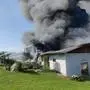 Das Wirtschaftsgebäude stand in Vollbrand 