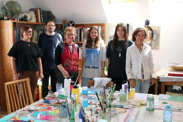Am Samstag waren Lorena Friesacher, Mira Haybach, Donate Sokol und Carolina Gigleitner mit viel Elan am Malen.
