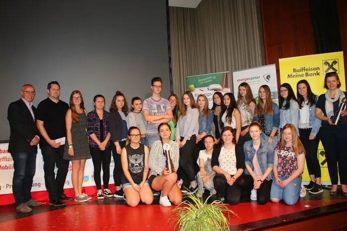 Im Rahmen einer Abendgala am 18. Mai 2017 im Volkshaus Bärnbach wurden alle teilnehmenden Schulgruppen mit dem "Energie Center Award", der von der Remus-Sebring-Gruppe gesponsert wurde, ausgezeichnet.