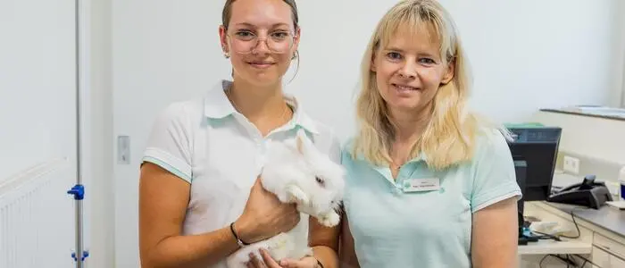 Jasmin Griengl und Tanja Schurian in der Klagenfurter Tierarztpraxis „Tierplus“ | Jasmin Griengl und Tanja Schurian in der Klagenfurter Tierarztpraxis „Tierplus“