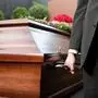 Religion, Vor allem an Wochenenden und Feiertagen kommt es laut der Spittaler Bestattung immer wieder zu Problemen bei Totenbeschauen (Symbolfoto)