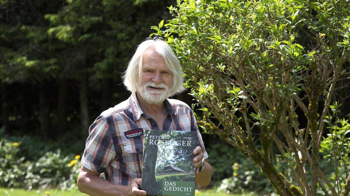 Jakob Hiller mit seinem neuen Buch &quot;Peter Rosegger und das Gedicht&quot;