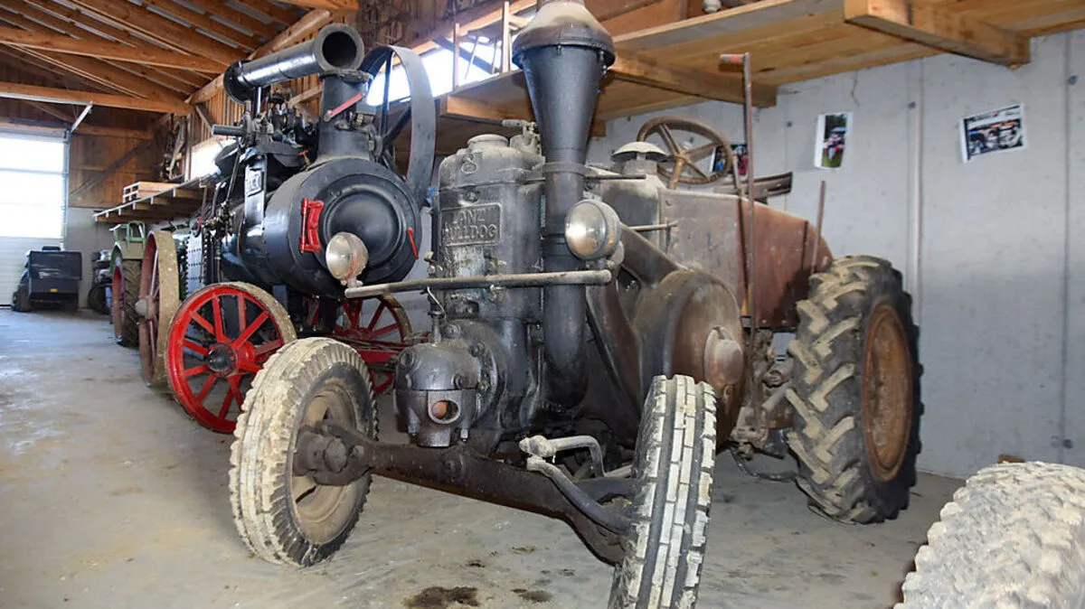 Auch ein Ackerschlepper der Marke Lanz Bulldog findet sich unter den Exponaten