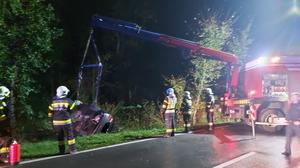 Die Feuerwehr Mureck barg das Unfallfahrzeug