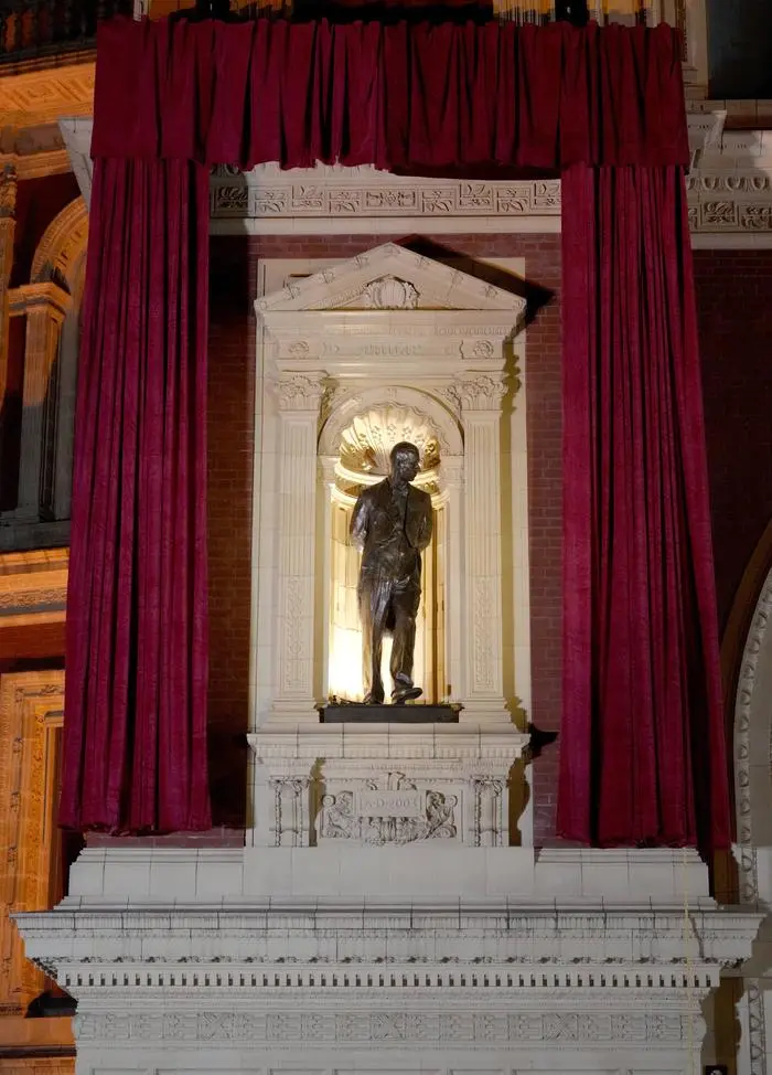 . 11/11/2023. London, United Kingdom. King Charles III and Queen Camilla unveil statues of Queen Elizabeth II and Prince Phillip at the Royal British Legion Festival of Remembrance in London. PUBLICATIONxINxGERxSUIxAUTxHUNxONLY xPoolx/xi-Imagesx IIM-24799-0009
