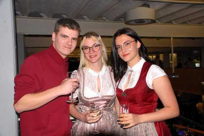 Tolle Stimmung, viel Unterhaltung und Messestände von rund 50 heimischen Firmen wurden beim 53. Fest samt Wirtschaftsmesse an vier Tagen geboten. Bei freiem Eintritt warteten kulinarische Schmankerln, ein Rahmenprogramm sowie ein Vergnügungspark.