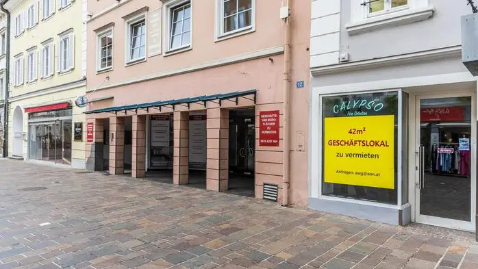 Gleich mehrere Geschäfte nebeneinander sind von Leerständen betroffen
