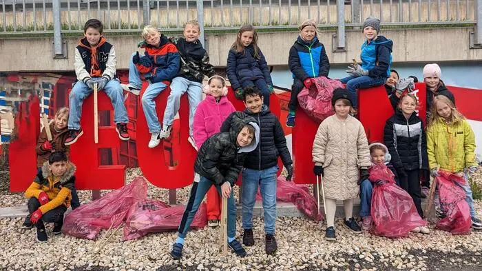 Die Volksschule Leoben-Stadt setzte ein Zeichen zum World Earth Day und engagierte sich für den Umweltschutz.