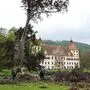 Der Sturm wehte am Montag über das Schloss Eggenberg und zerstörte auch historische Bäume