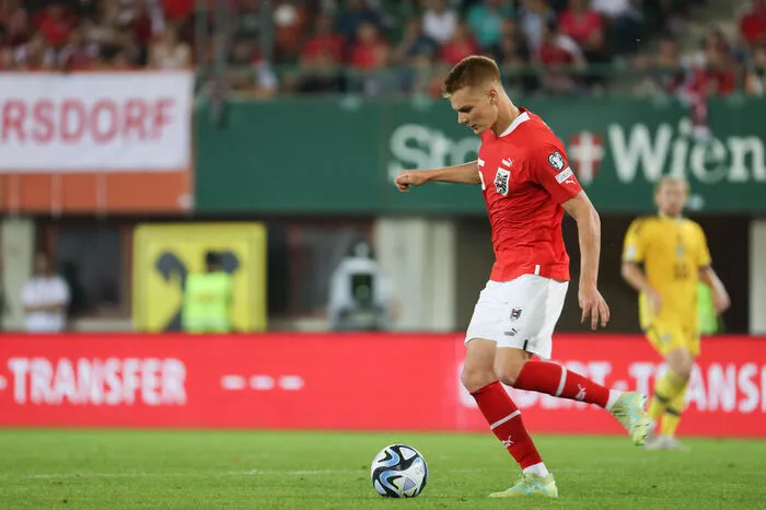 Philipp Lienhart: 4 Spielte seinen Part in der Innenverteidigung staubtrocken. Er sicherte den Raum gekonnt ab und war stets zur Stelle, wenn es gefährlich hätte werden können. Offensiv unauffällig.