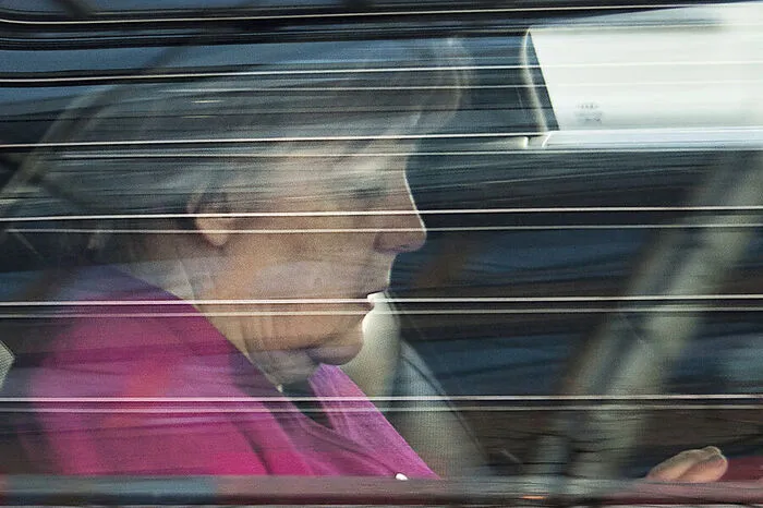 Für Angela Merkel ging es auch persönlich ums politische Überleben. In langem, zähem Ringen rangt sie der SPD die Zustimmung für die Fortsetzung der großen Koalition (im Volksmund: Groko) ab und zwang auch die CSU in die Knie.
