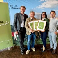 Wein-Steiermark-GF Martin Palz, Sommelier Christian Zach vom 2-Sternerestaurant „Die Weinbank“, Wein-Steiermark-Marketingleiterin Andrea Jöbstl-Prattes und Wein-Steiermark-Obmann Stefan Potzinger