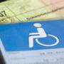 Einen Behindertenpass samt Parkausweis hat eine 85-jährige Kärntnerin beantragt
