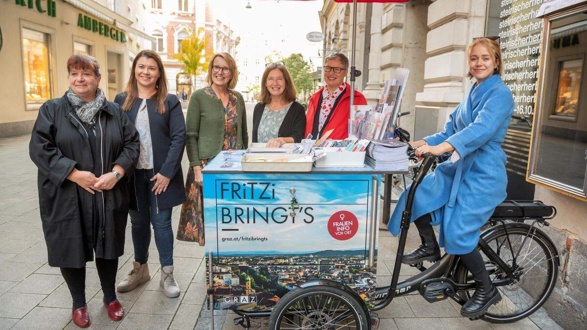 Doris Kirschner, Katrin Pucher, Maria Santner, Elke Kahr, Sissi Dreu und Sarah Kampitsch