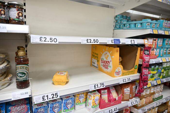 Die Supermarktregale bleiben vielerorts leer