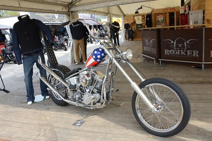 Traumhafte Harleys aller Art sieht man natürlich auch auf dem Gelände des Bikermarkts beim Arneitz
