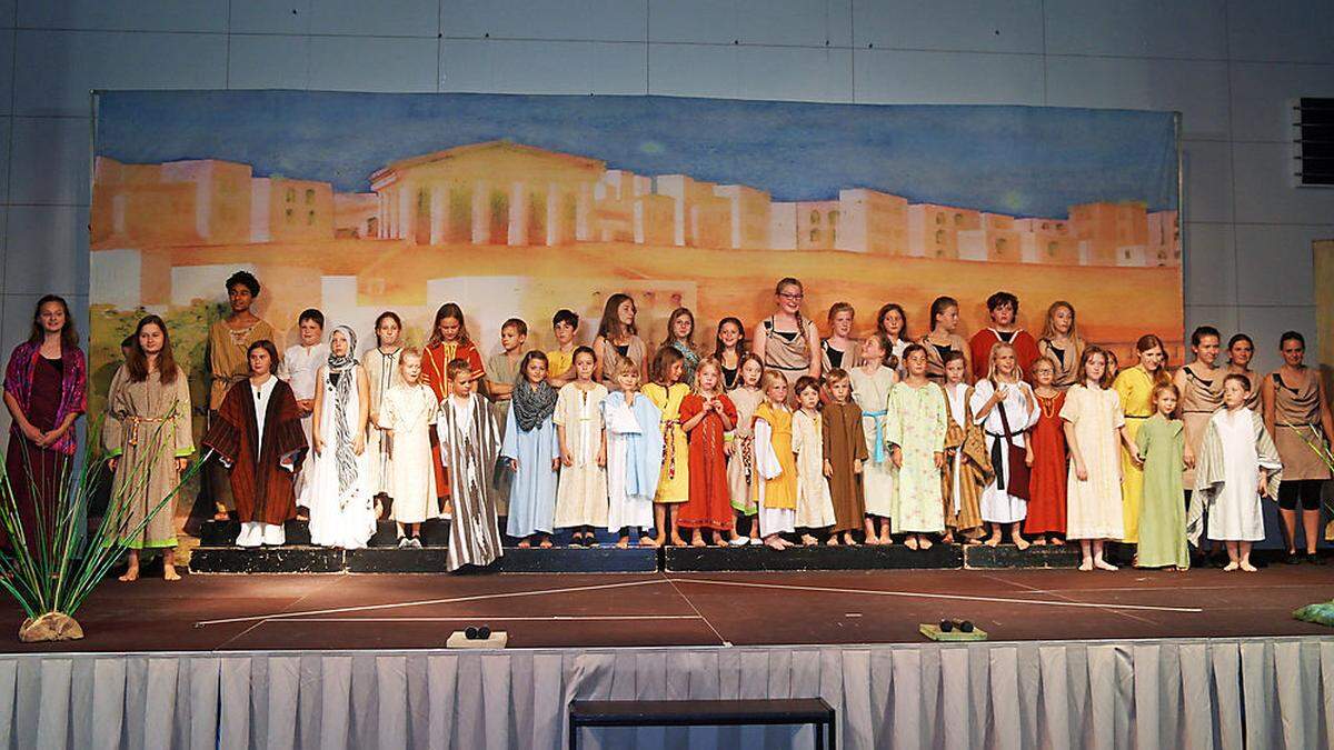 Die Kinder und Jugendlichen beim Musical „Paulus“