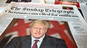Immer mehr Briten fragen sich, ob Johnsons Regierung diese schwere Krise hinbekommt 
