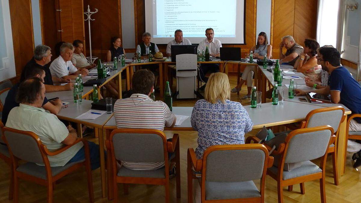 Heiße Diskussion, aber auch entspanntes Gelächter bei der Gemeinderatssitzung in St. Ruprecht