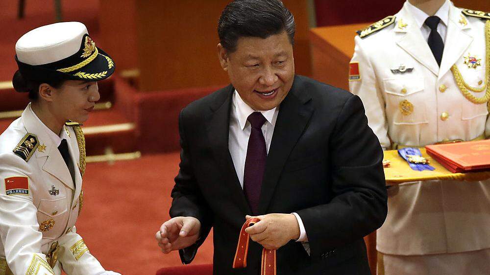 Chinas Präsident Xi Jinping lässt Bombe testen