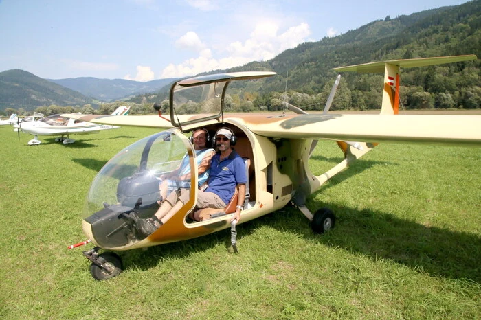 Der Flugplatz Hirt stand am Wochenende im Mittelpunkt eines großen Festes. 