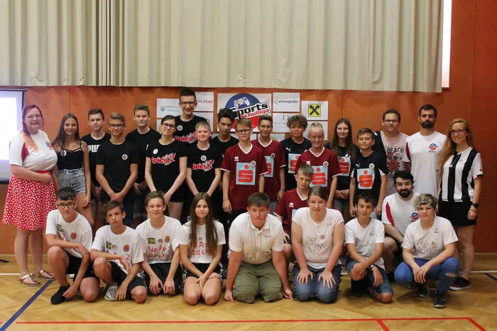 Die jeweils zwei besten Teams der NMS 1, NMS 2 und der NMS Wies traten in mehreren Runden gegeneinander in den Spielen „Rocket League“ und „Overcooked 2“ auf der Playstation 4 an.