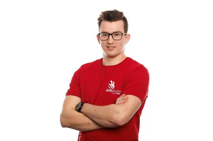 Thomas Leitner aus Zeltweg arbeitet als Bautischler in Obdach. Er zimmert am französischen Titeltraum