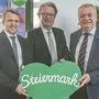 Michael Feiertag (STG) mit LH Christopher Drexler und Vize-LH Anton Lang