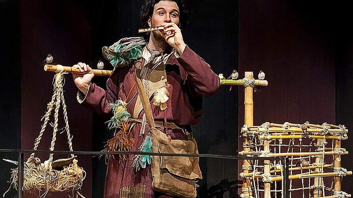 Papageno Thomas Tatzl hat heute in der „Zauberflöte“ sein Hausdebüt an der Wiener Staatsoper 