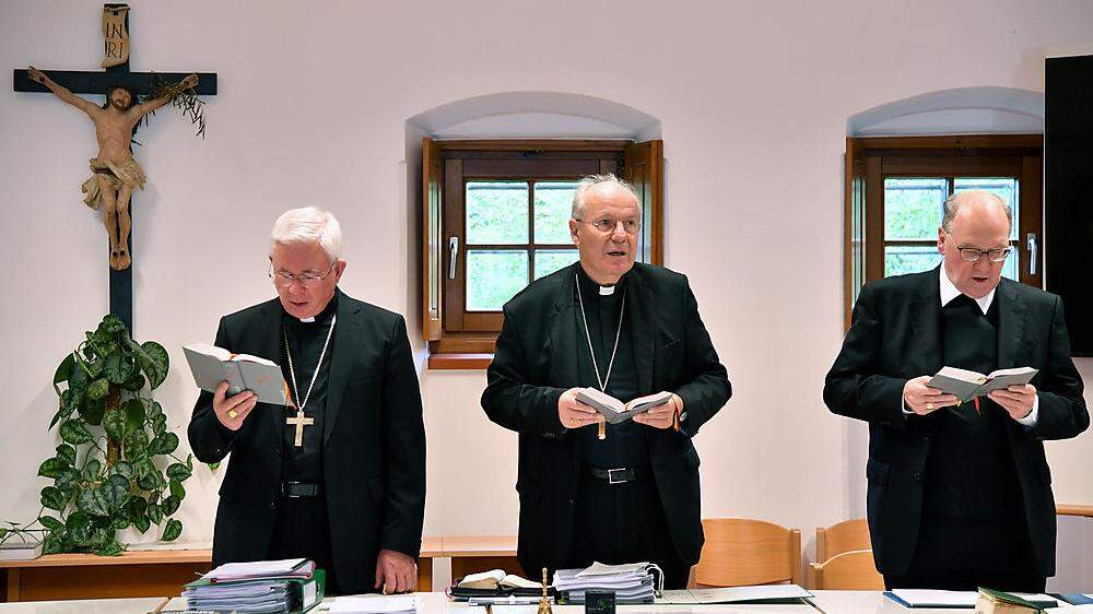Vorsitzender der Bischofskonferenz, Erzbischof Franz Lackner, Kardinal Christoph Schönborn, Bischof Alois Schwarz