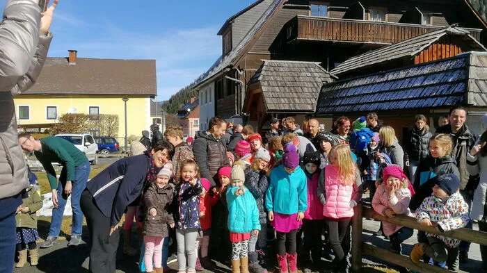 Der Osterhase war am Wochenende in Laßnitz im Bezirk Murau unterwegs.