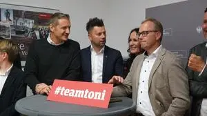 ÖVP-Spitzenkandidat Martin Mayerl (rechts)