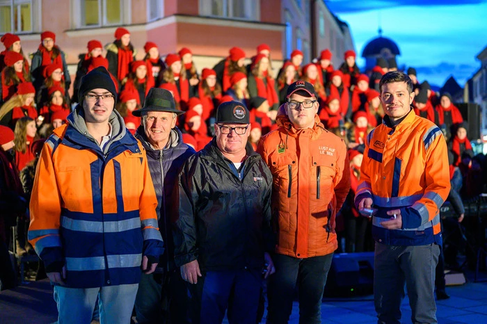 Auch das Team, das sich immer um den Aufbau der Adventstadt Leoben kümmert, war mit dabei.
