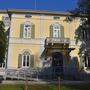 Der derzeitige Haupteingang der Villa Carinzia in Pordenone