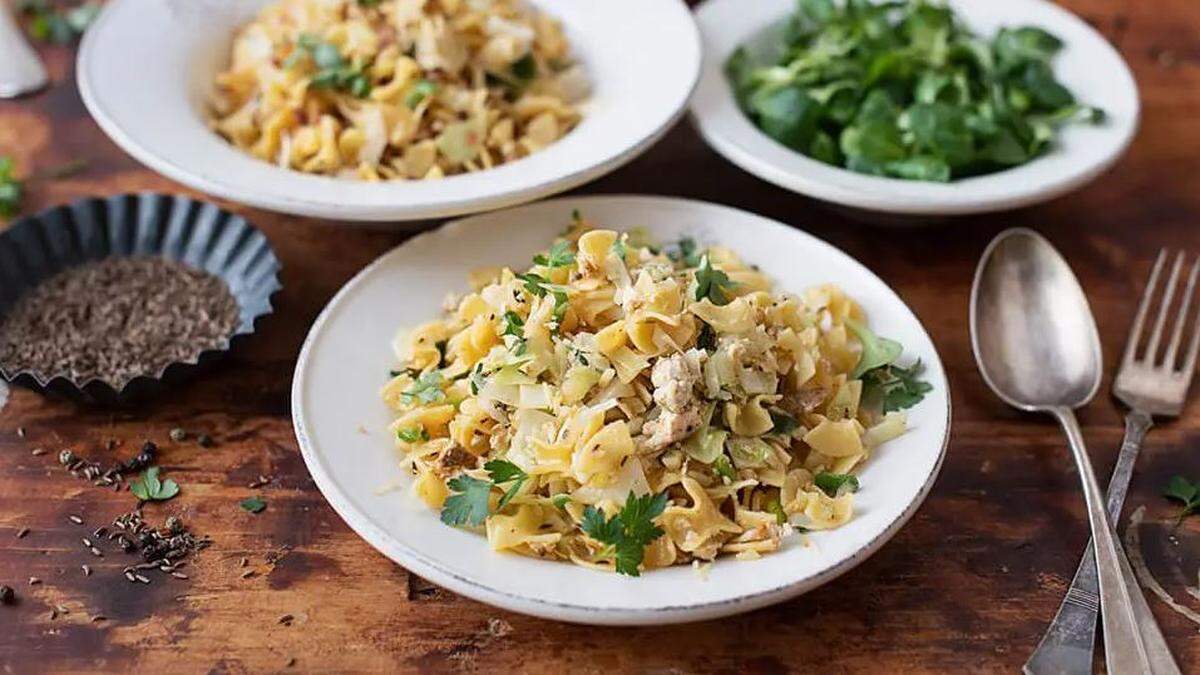 Als Beilage eignet sich dazu sehr gut ein grüner Salat