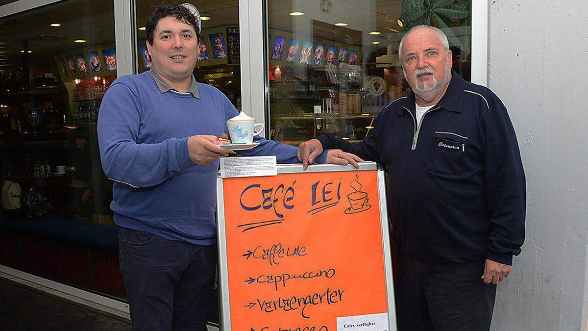 Luis Mendes und Gordon Kelz, die das Projekt „Café Lei“ gemeinsam auf die Beine gestellt haben