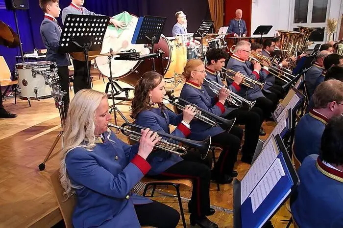 Mit Melodien unter anderen von Franz Lehar, Josef Strauss und ABBA begeisterten sie ihr Publikum.