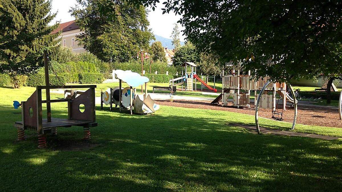 Der Kapuzinerspielplatz samt Park dient als Naherholungsgebiet