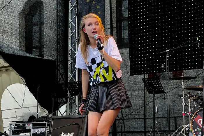 Zum Höhepunkt des Abends gab die legendäre oststeirische Rockband „Le Craval“ nach 28 Jahren ihr Abschiedskonzert und ließ den Augustinerplatz noch einmal für dieses Jahr so richtig beben. 