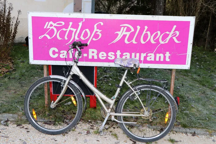Bitte klicken Sie sich durch die Bilder!