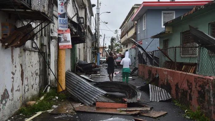 Hurrikan "Maria" hat mit Windgeschwindigkeiten von bis zu 250 Stundenkilometern in Puerto Rico große Schäden und flächendeckende Stromausfälle verursacht.  
