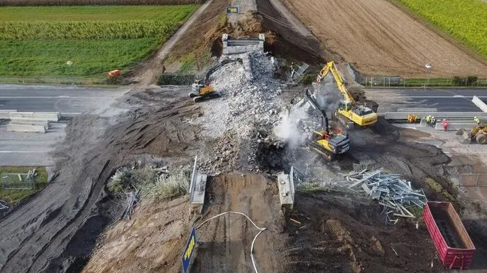 Blick von oben auf die Baustelle