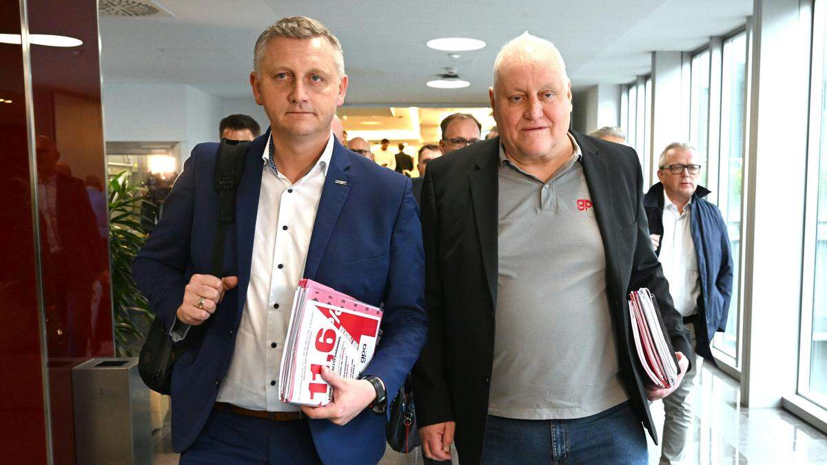 Die Chefverhandler auf Gewerkschaftsseite Reinhold Binder (PRO-GE) und Karl Dürtscher (GPA) 