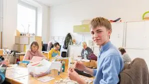 Jonathan Grasser  absolviert seinen Zivildienst in der Stadtwerkstatt in Feldkirchen 