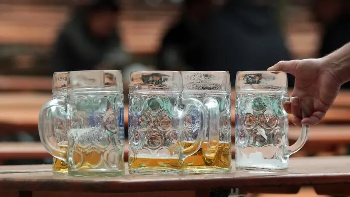 Die heimischen Brauereien wollen den Rückgang beim Bierabsatz in diesem Jahr stoppen