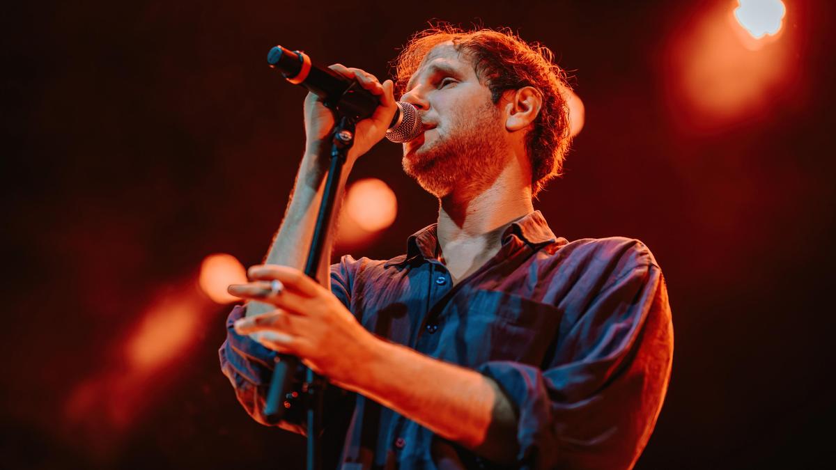 Marco Wanda beim Konzert in der Messehalle B