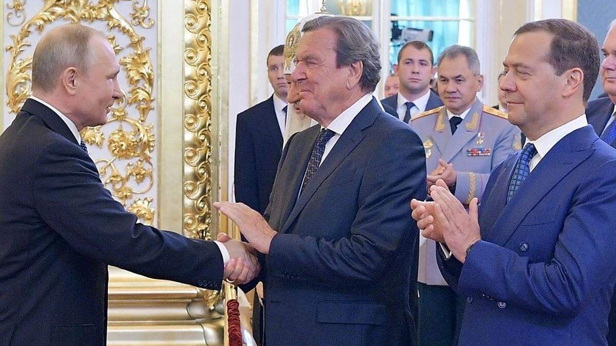 Gerhard Schröder hält an Nähe zu Putin fest