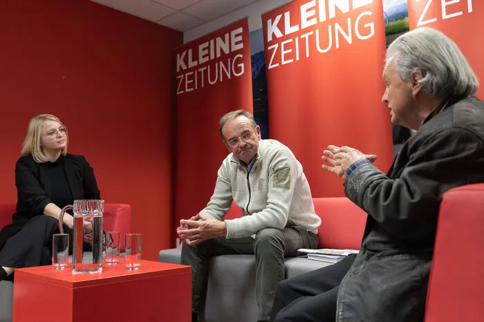 Moderatorin Veronika Höflehner von der Kleinen Zeitung, Bliem und Gepp. Sehen Sie hier einen Ausschnitt aus der spannenden Diskussion auf Video!